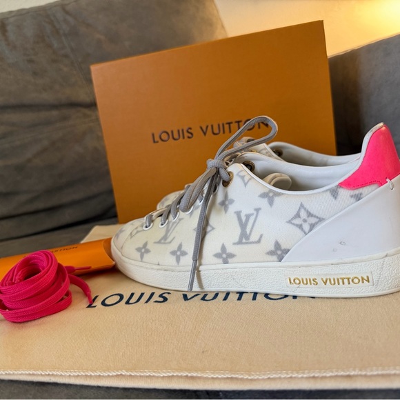 Louis Vuitton Cream and Gray Monogram Sneakers - Picture 8 of 14